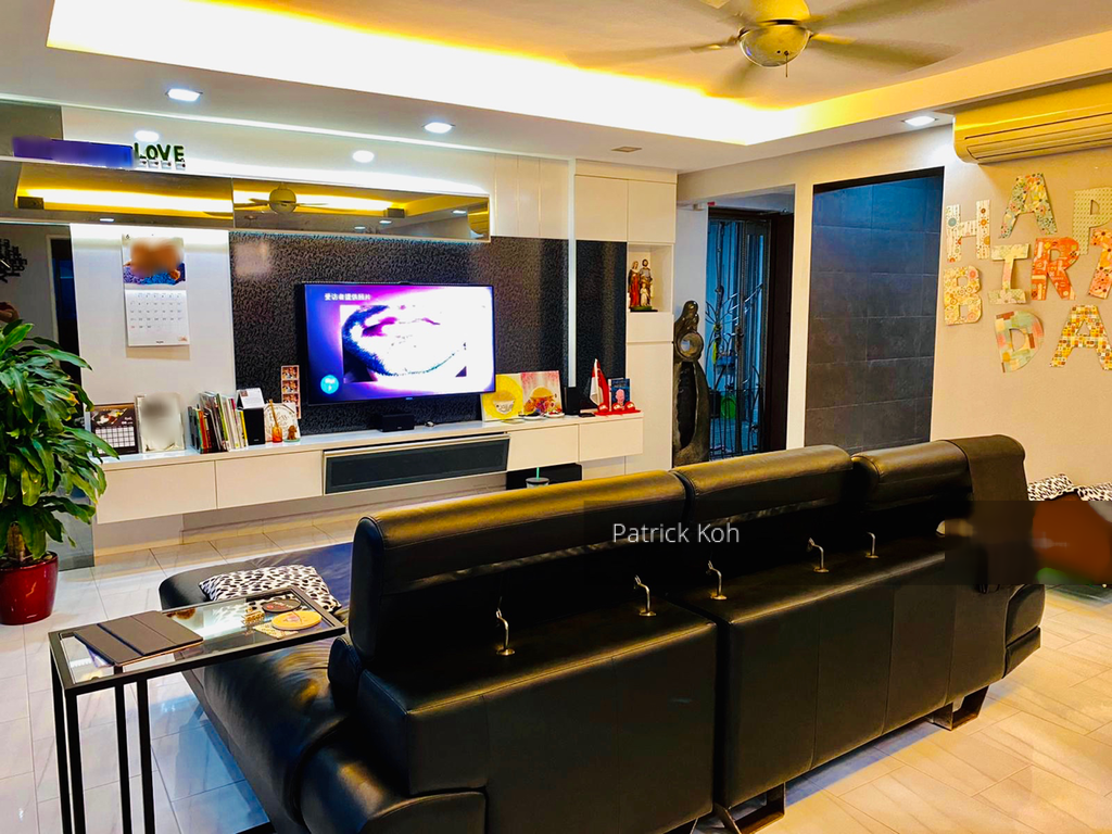 Blk 649 Hougang Avenue 8 (Hougang), HDB 5 Rooms #240400381